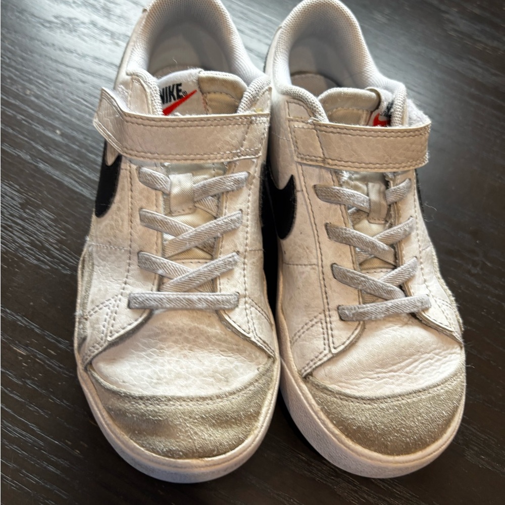 Nike Kids White and Black Sneakers